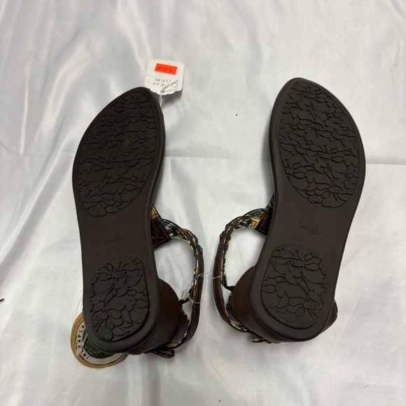 3/$30 NWT Sanuk Sandals Wom 6 Brown Vegan Leather Yoga Mat Sustainable Fashion - Picture 7 of 8